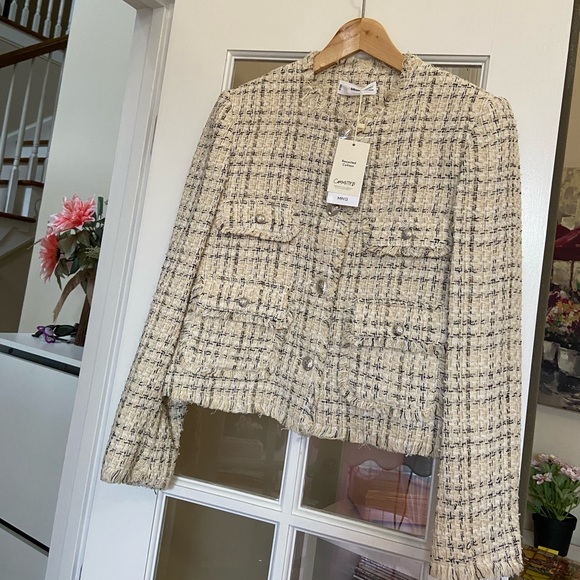 MANGO cream tweed collarless flap pockets jacket blogger zara competitor brand - Picture 6 of 9